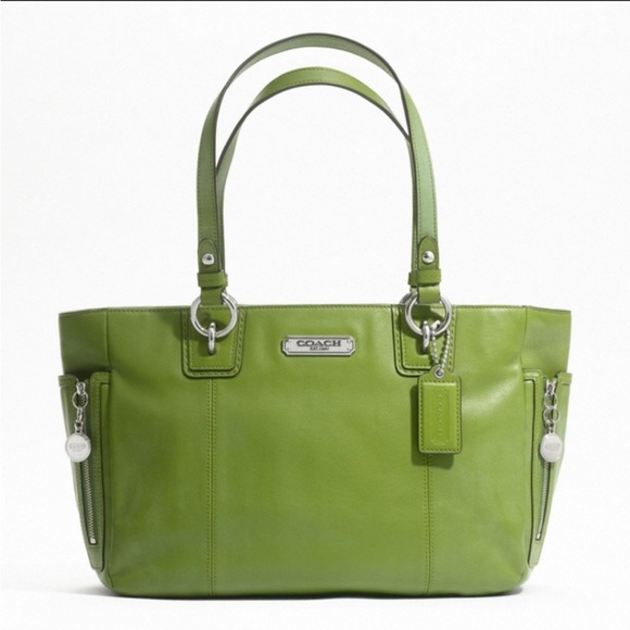 COACH Gallery Zipper Tote in Green with Silver Hardware - Picture 3 of 15